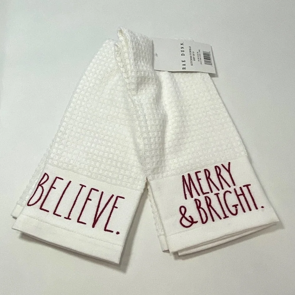 Rae Dunn MERRY & BRIGHT BELIEVE Holiday Kitchen Towel Set‎